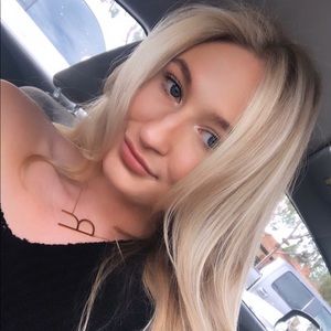 Meet your Posher, Riley